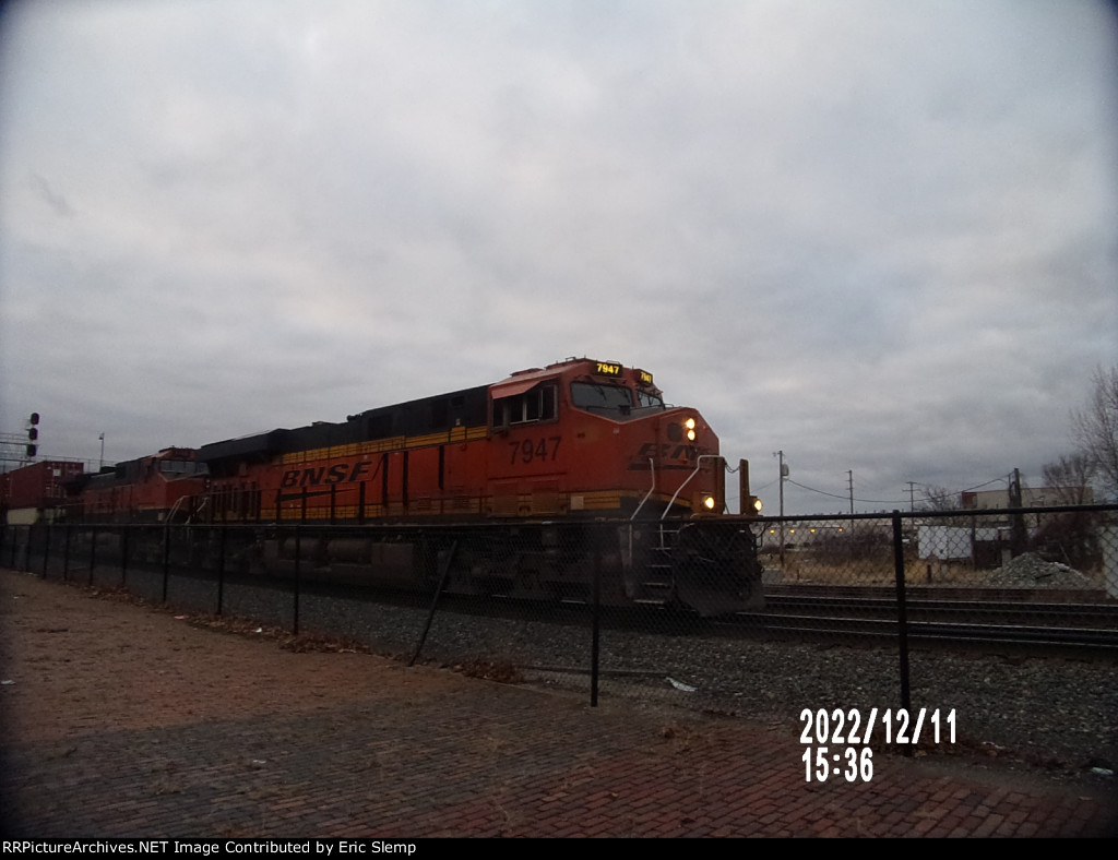 BNSF 7947